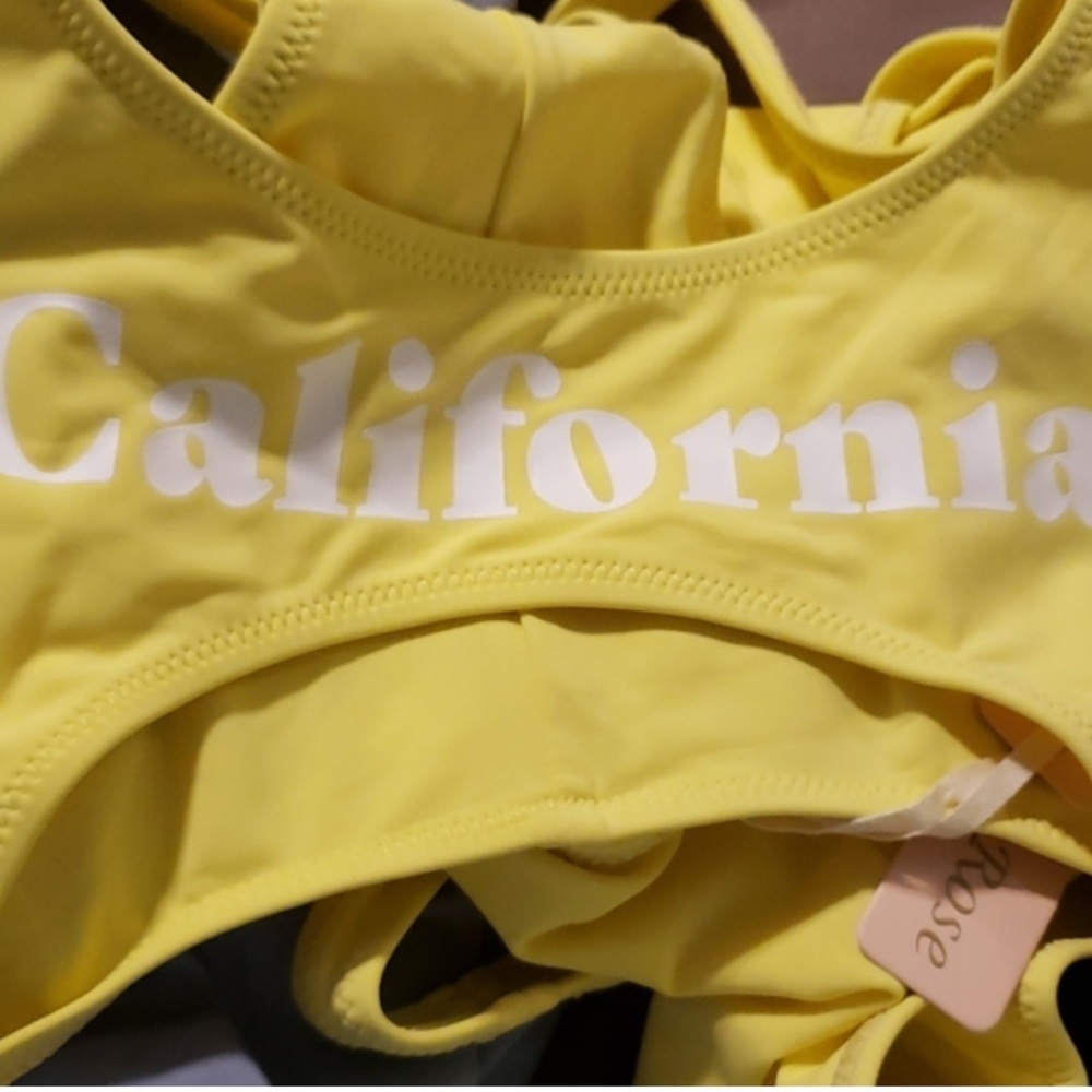 CHLOE ROSE one piece swimsuit bathing suit size small yellow - Picture 6 of 7